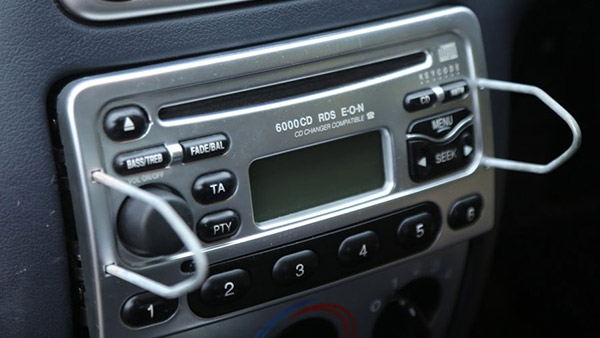 audio - I need a code for my ford focus radio 6000CD - SECURITY