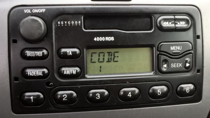ford 4000 rds radio